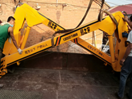 辽宁小吊车小吊机随车吊吊运机汽车吊微型吊机小型吊车小型吊机